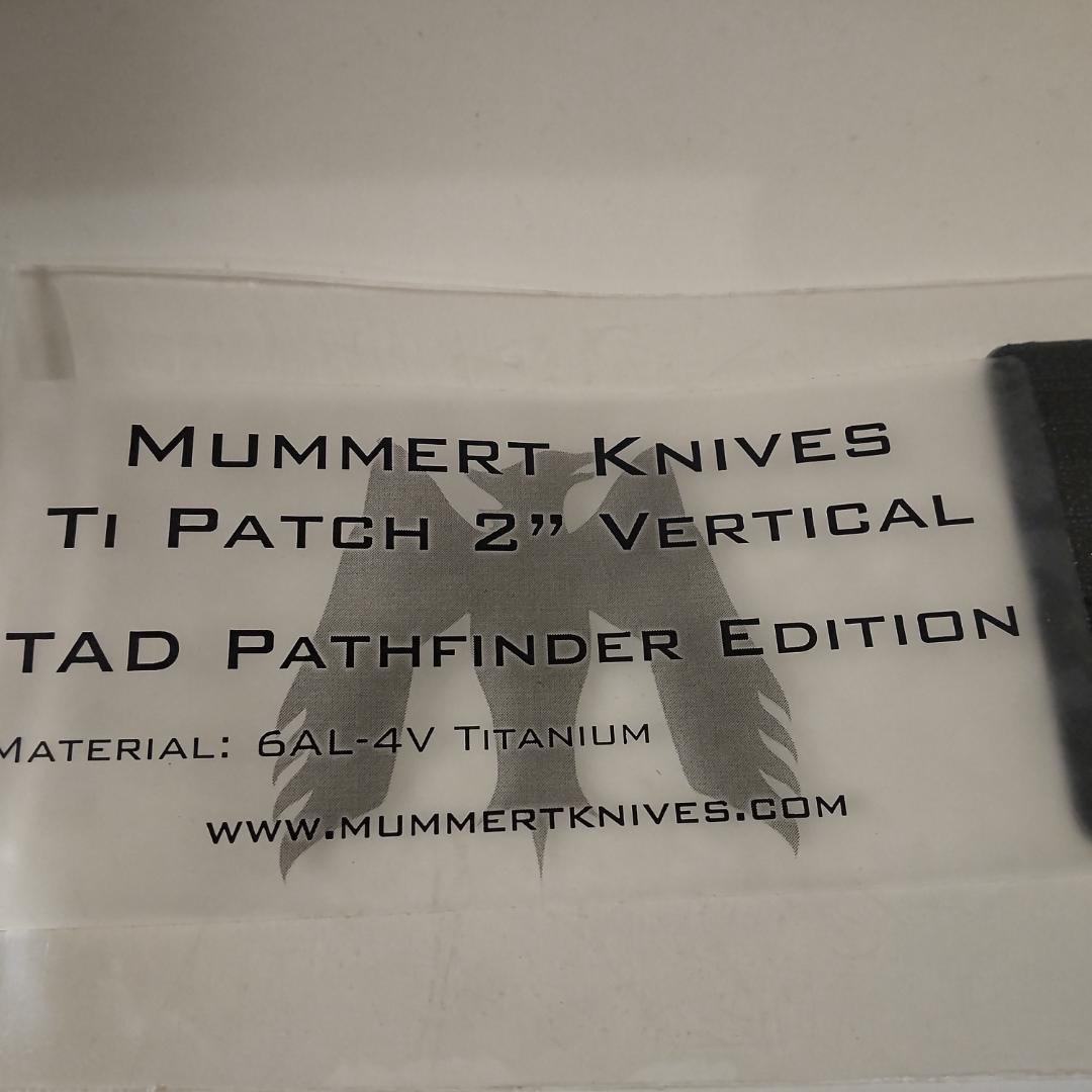 Triple Aught Design チタンパッチ 縦2\"