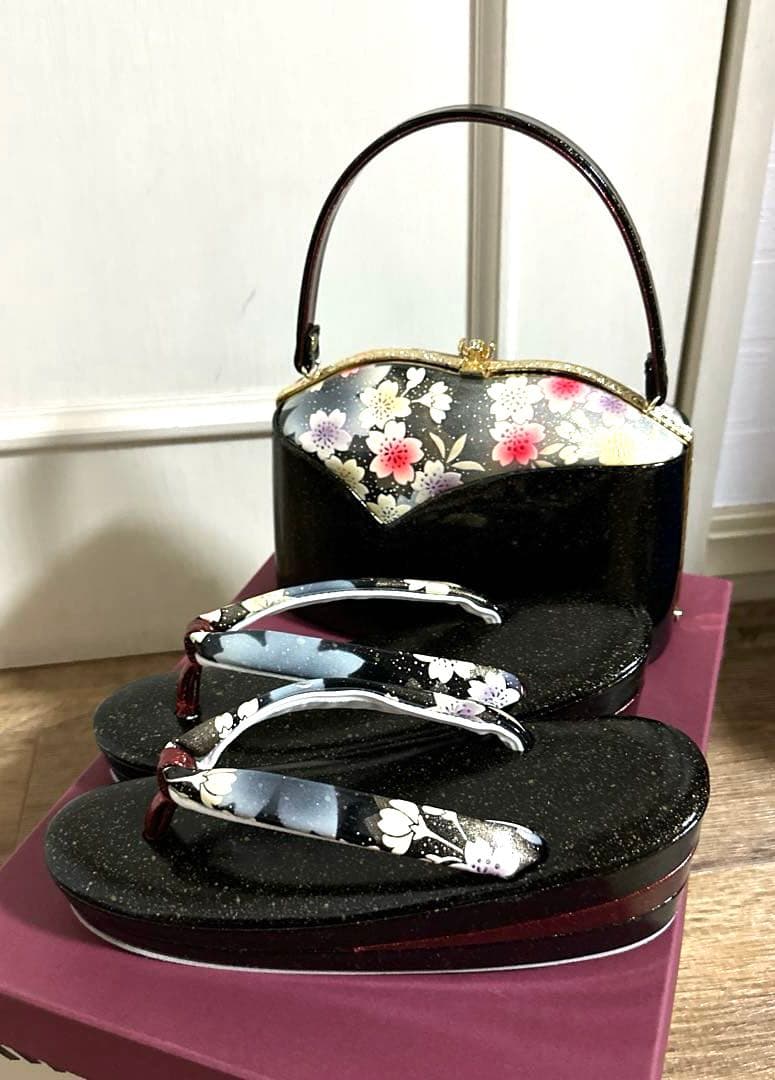 着物 和装 草履バッグセット 桜 黒 中古品 成人式