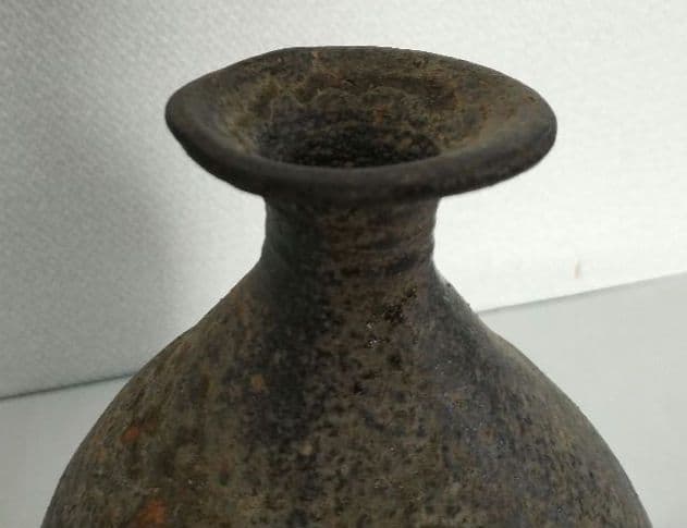 朝鮮　土器瓶
