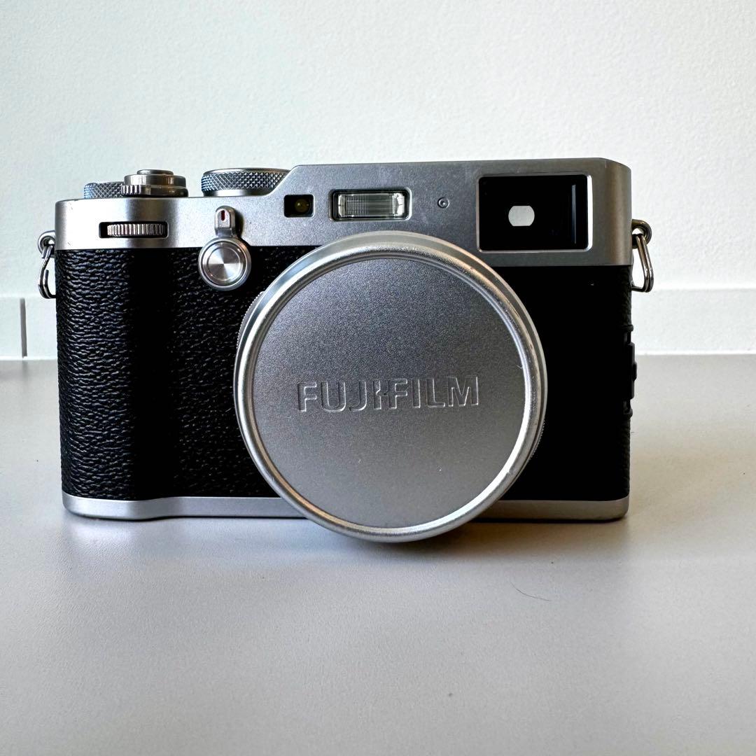 【超希少】fujifilm x100F フジフィルム デジタルカメラ