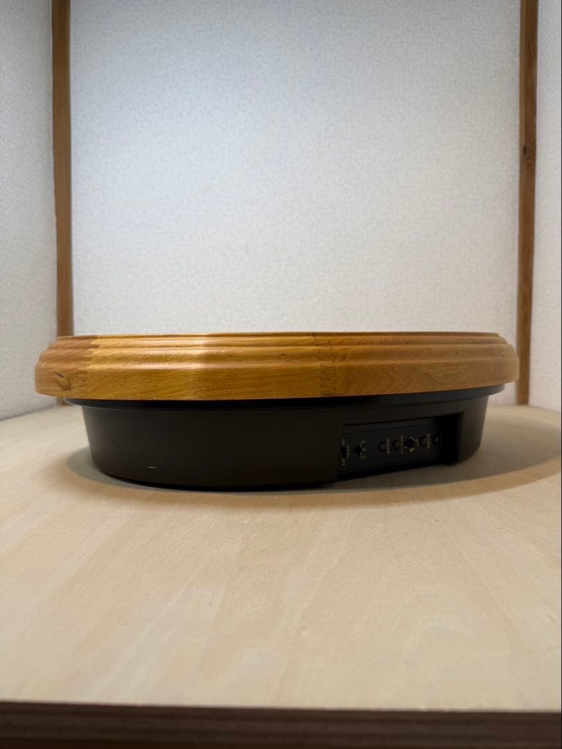 からくり電波時計「スモールワールド」シリーズ　型番: 4MN422RA