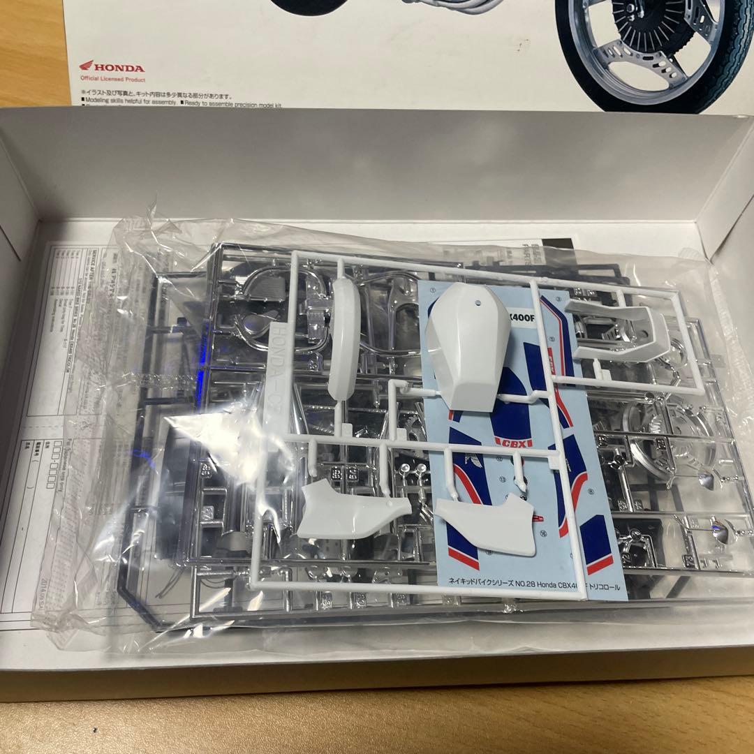 CBX400F プラモデル