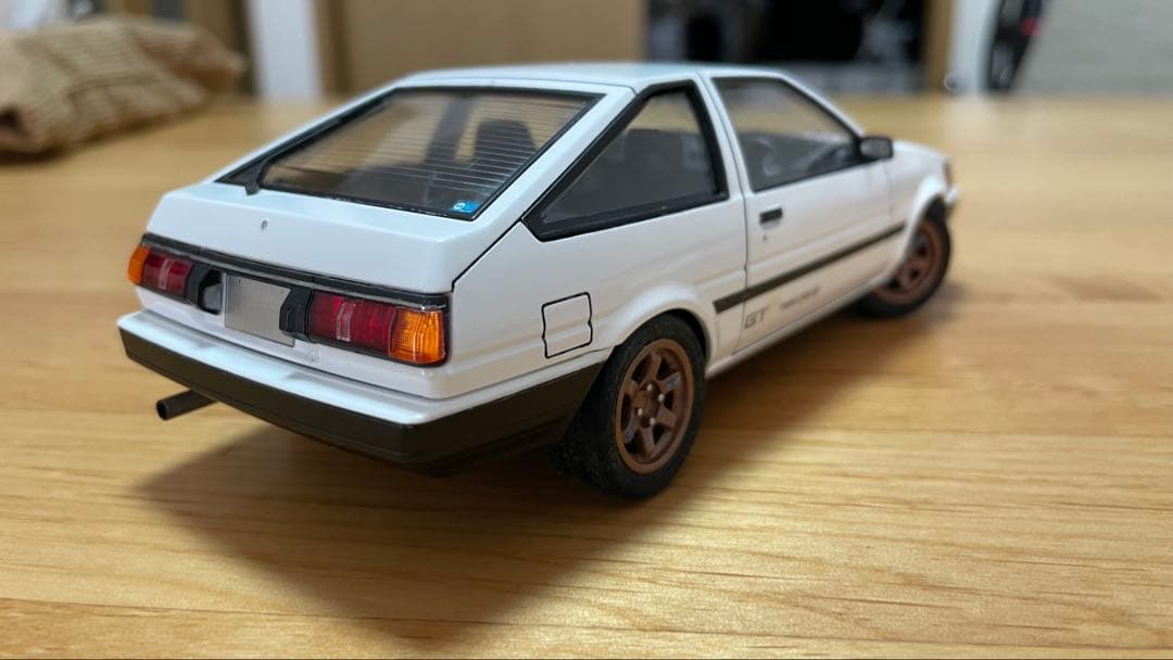 アオシマ　AE86 カローラレビン後期　GTV仕様