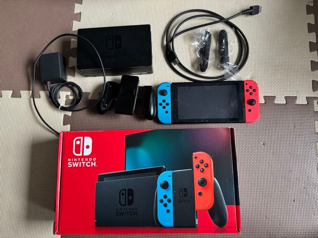 【裏のスタンドがない】Nintendo Switch 本体一式 スイッチ
