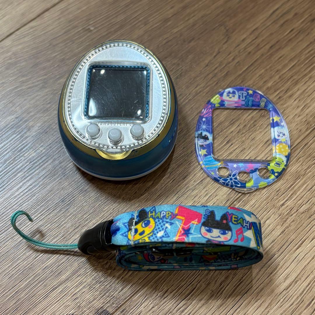 たまごっち Tamagotchi 4U ブルー
