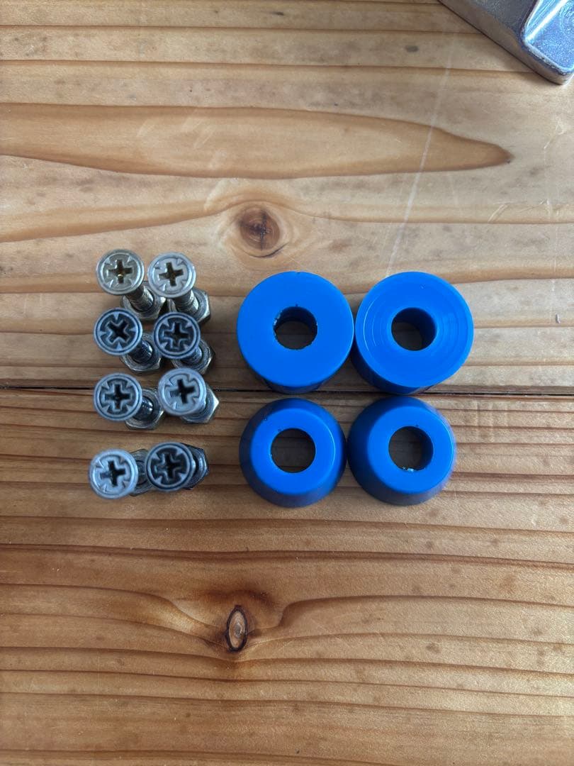 【値下げ】スケートボード　足回りセット