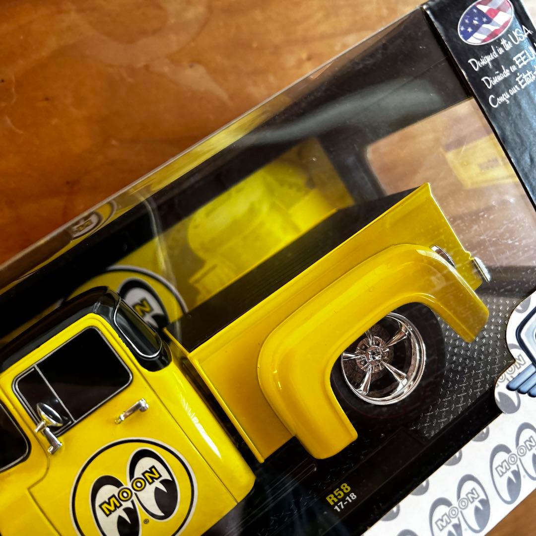 1/24 M2 machines '56 MOONEYES フォード F-100