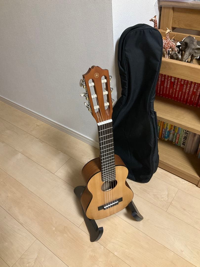 引取限定！Yamaha ギタレレGL1 ヤマハ スタンドプレゼント