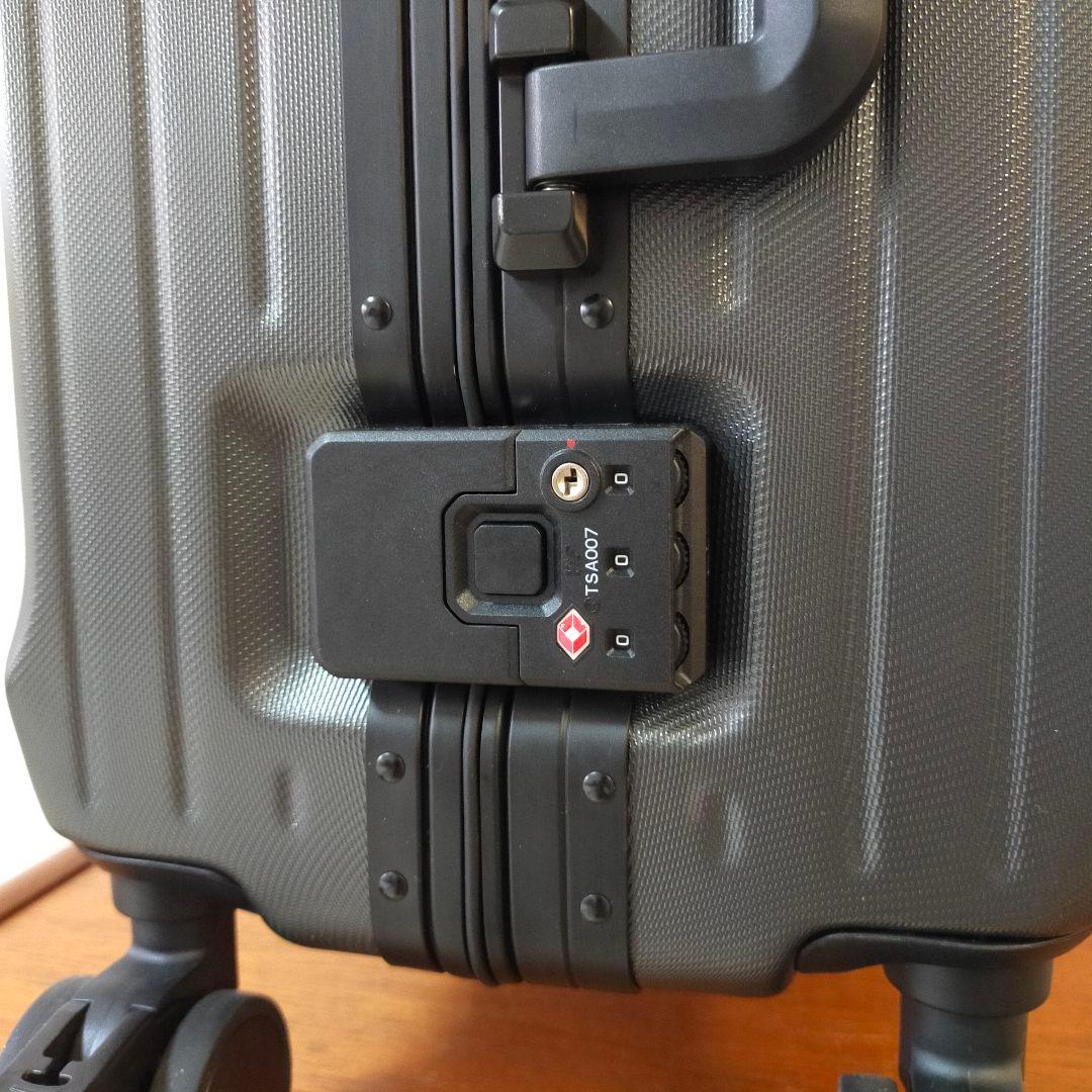 SKY NAVIGATOR　機内持込み可能　33L　スーツケース　キャリーケース