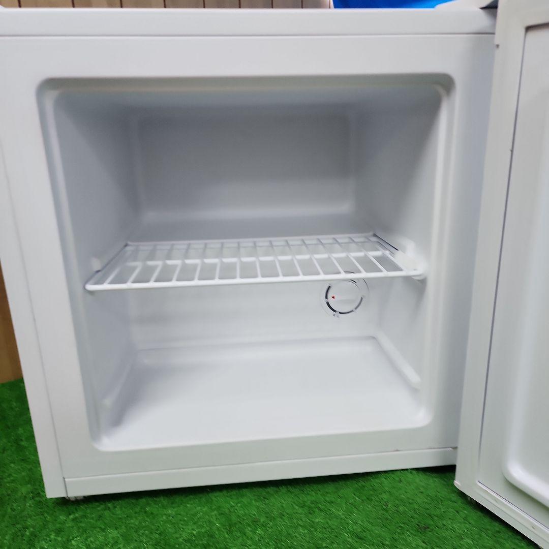 S31★美品 MAXZEN　22年製　冷凍庫JR031ML01WH 保証付き