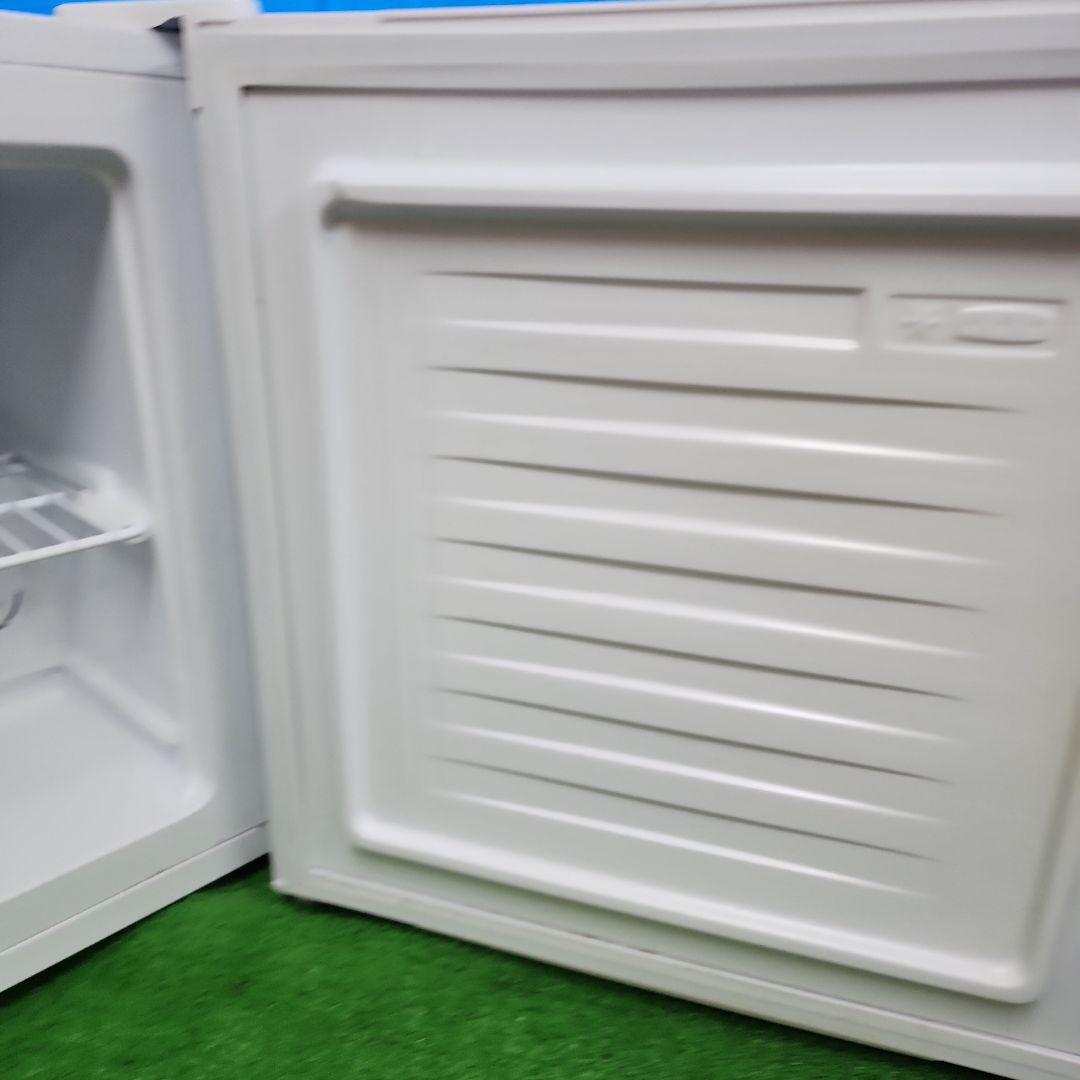 S31★美品 MAXZEN　22年製　冷凍庫JR031ML01WH 保証付き