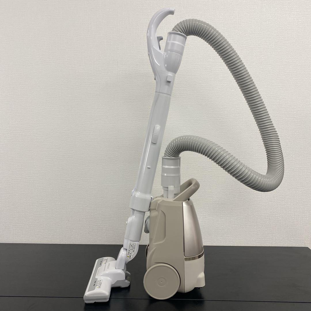 送料込み＊HITACHI 掃除機 2019年製＊0526-1
