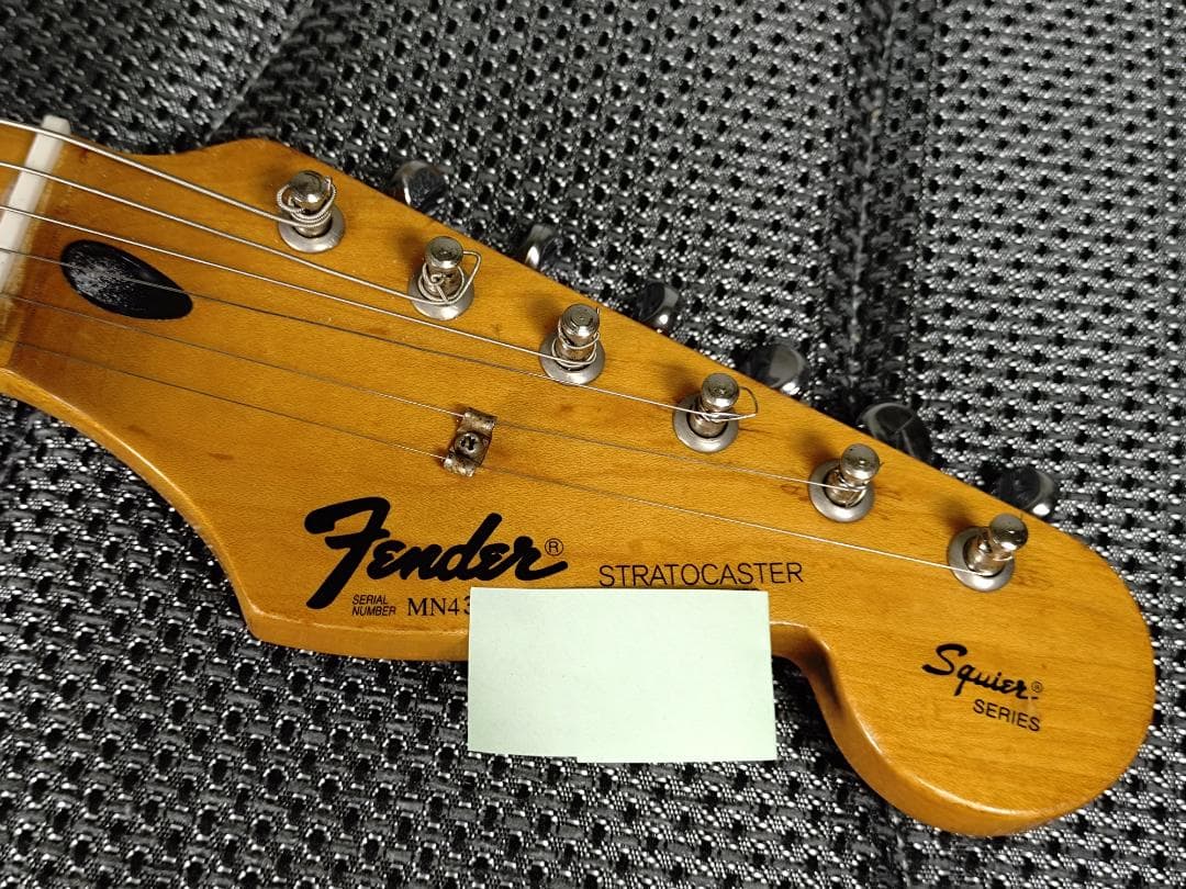 Fender Mexico製ストラトキャスター Squier