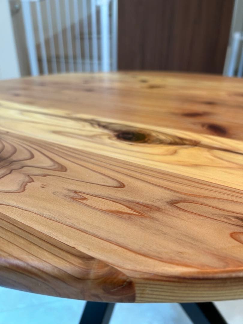 TOMOSUラウンドテーブル　丸テーブル　ハンドメイド　天然木　直径80cm