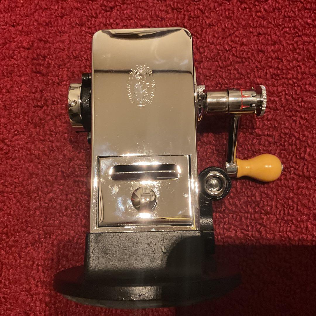 El Casco M-430 CN 鉛筆削り