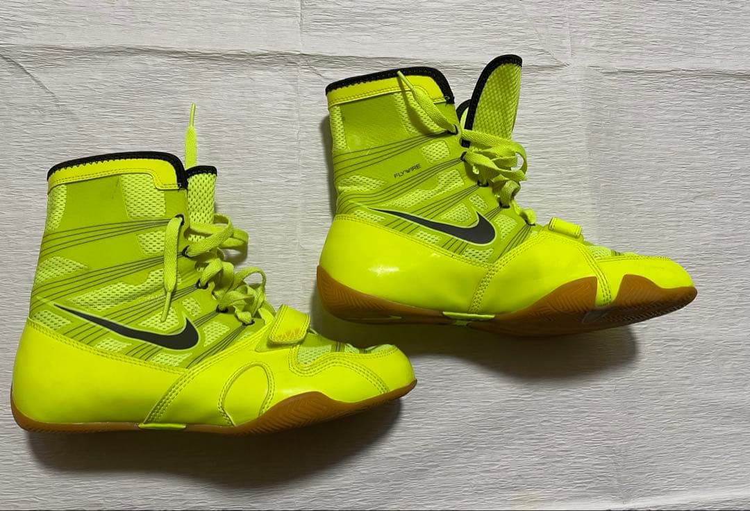 NIKE メンズ　ボクシングシューズ　イエロー