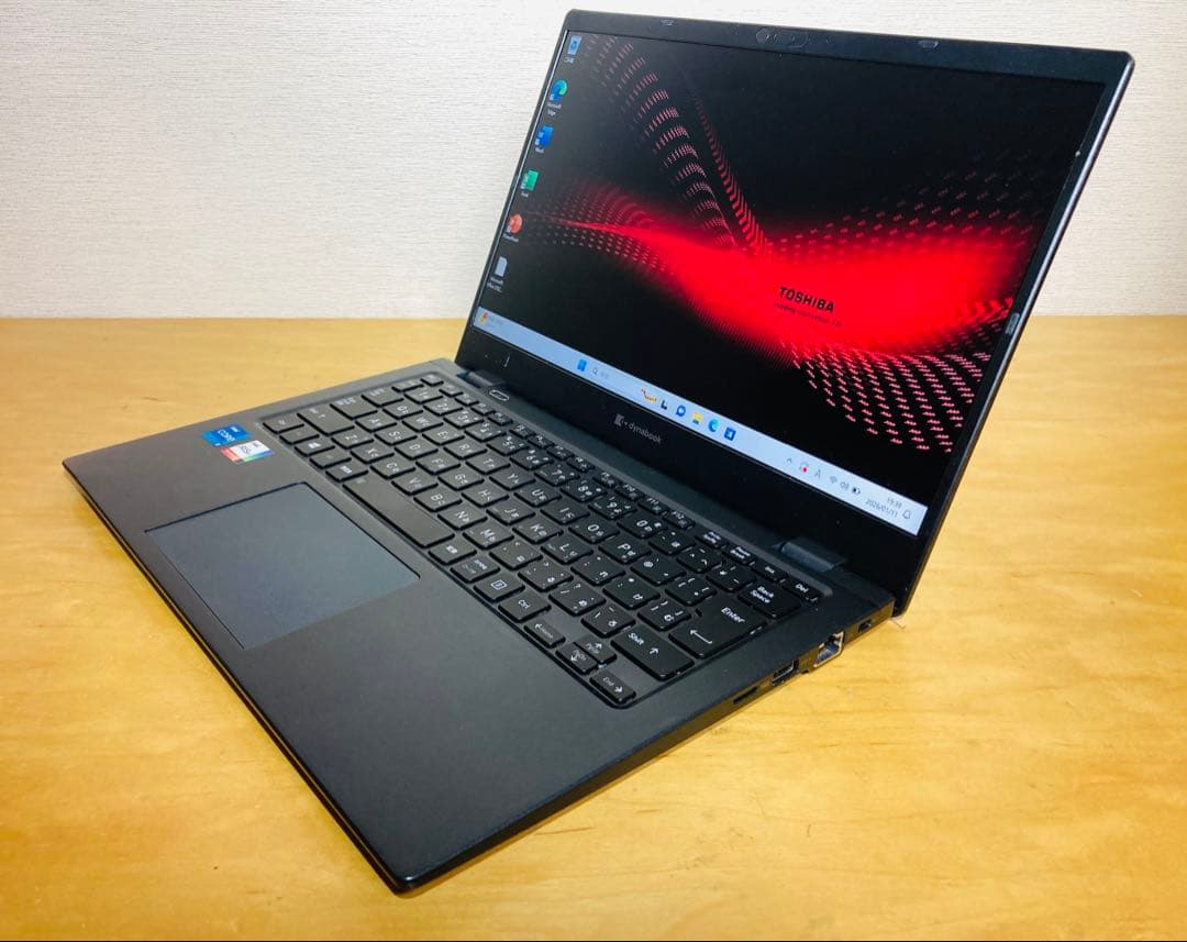 【軽量】dynabook G83/HS メモリ16GB/office2024