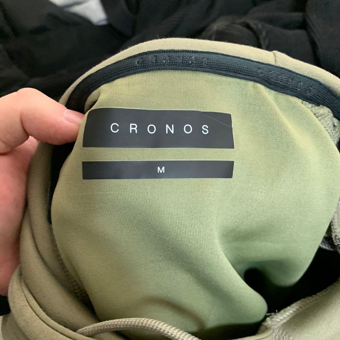 CRONOS カーキ Mサイズ パーカー
