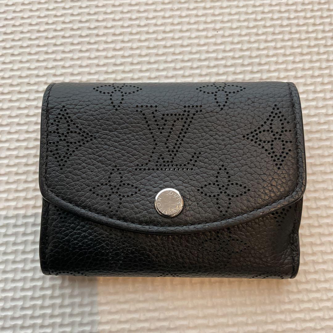 ポルトフォイユ・ヴィクトリーヌ 今日限定値下げです⭕️