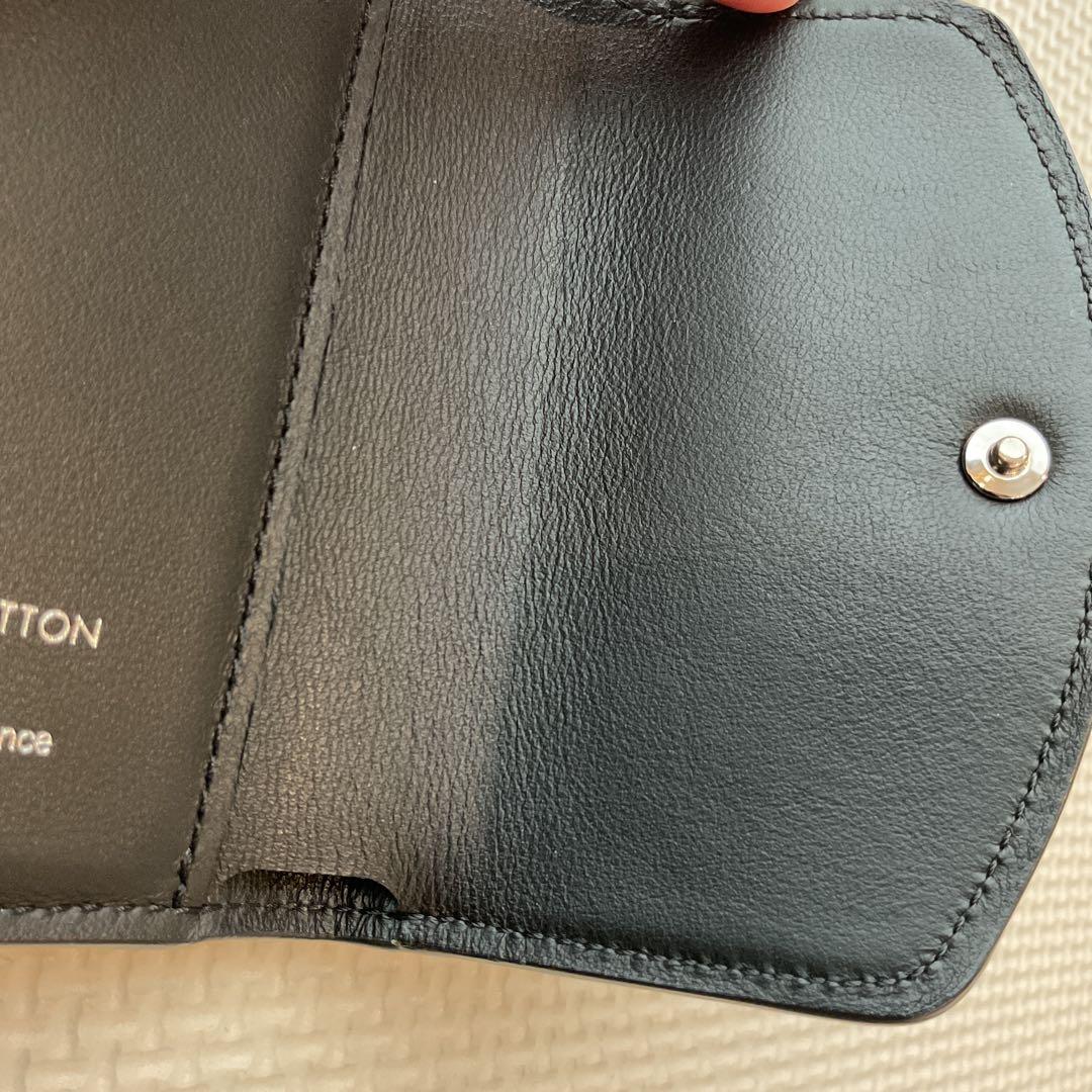 ポルトフォイユ・ヴィクトリーヌ 今日限定値下げです⭕️