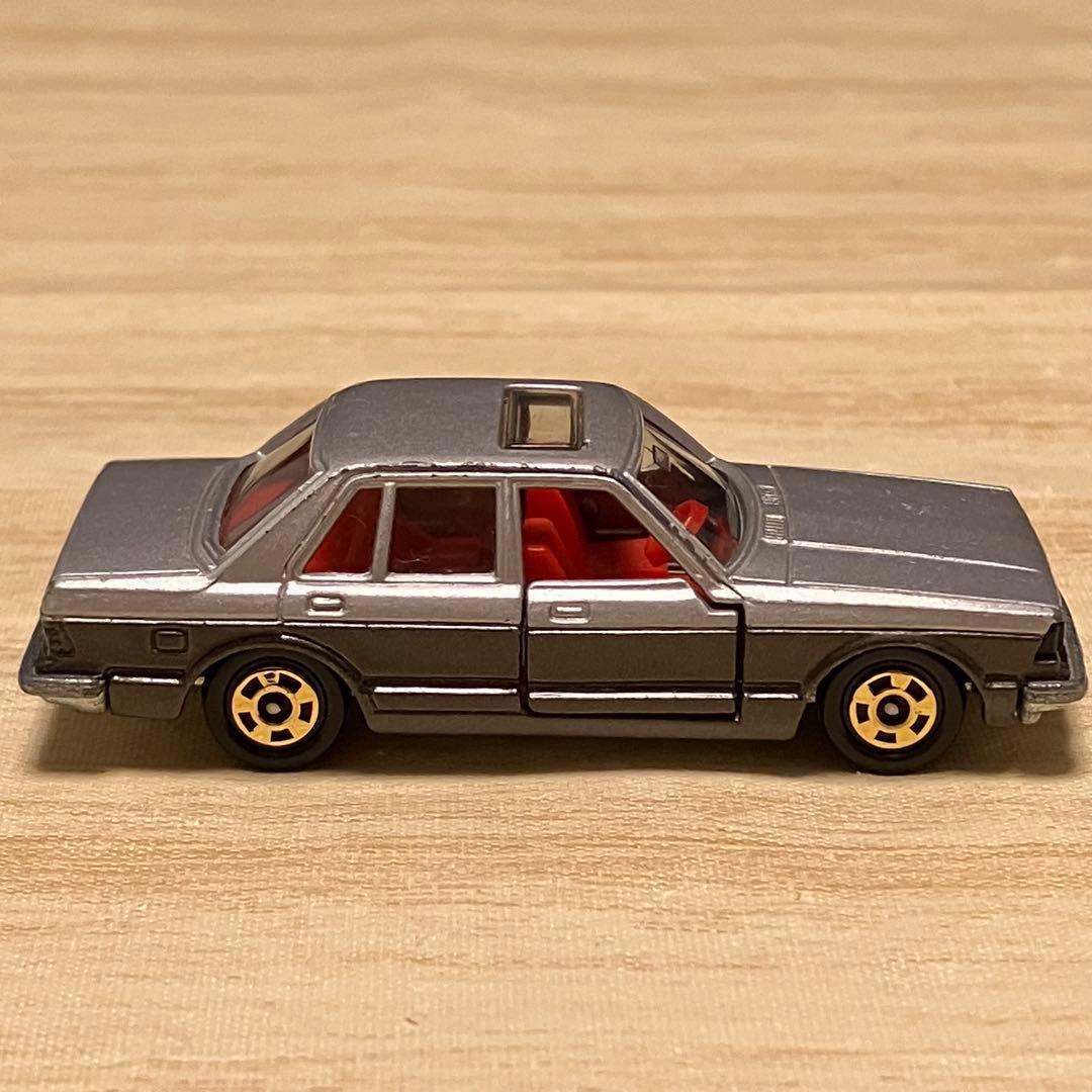 トミカ 日産 ブルーバード ターボ シルバー 1 No.17 1/64