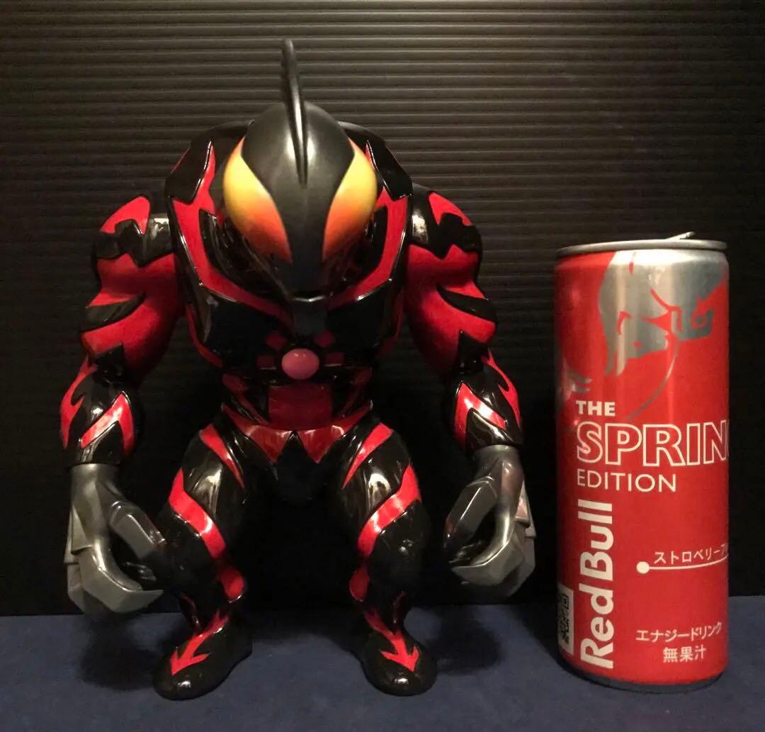 墓場の画廊×ももこ（Momoco Studio）ウルトラマンベリアル　フィギュア