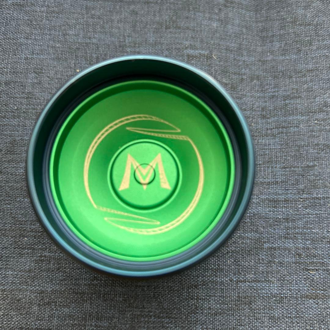 Ｙ　モズ　ヨーヨー