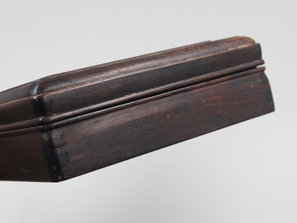 【木】　★ 竹木 黄花梨木四方硯盒 ★　清朝期　鬼顔 麦穂 木目模様　文房珍玩