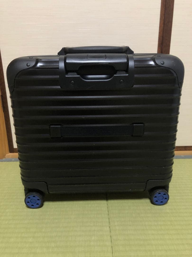 ☆極美品☆激レア☆RIMOWA リモワ　ステルス　ビジネストロリー4輪　　26L