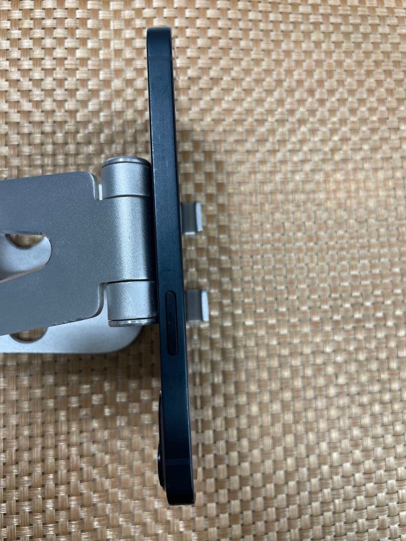 iPhone 13 128 GB ミッドナイトSIMフリー【6943】