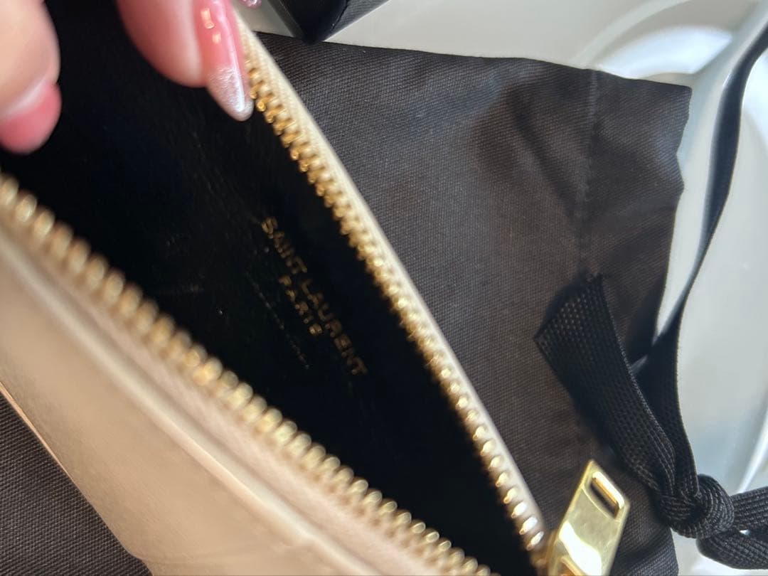 美品☆国内正規品　SAINT LAURENT 限定色★サンローラン　カードケース