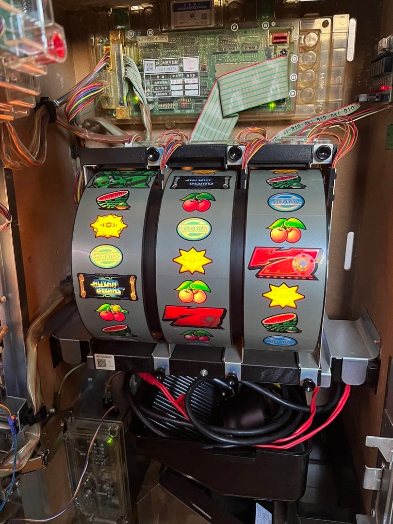 希少！送料無料 エイリヤンビギンズ 5号機 不要機付 サミー