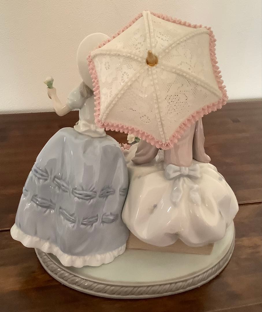 リヤドロ　花売りの姉妹　Vendiendo flores 5537 美品