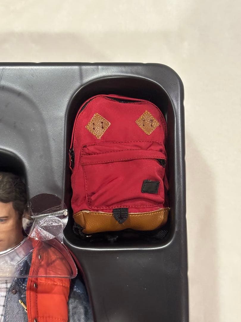 ホットトイズ バックトゥザフューチャー 1/6 マーティ・マクフライ