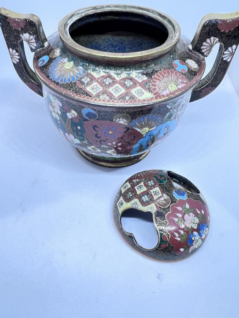 七宝香炉　蓋付き　明治期　合せ箱　花草紋　菊　梅 W12×D10×H9㎝