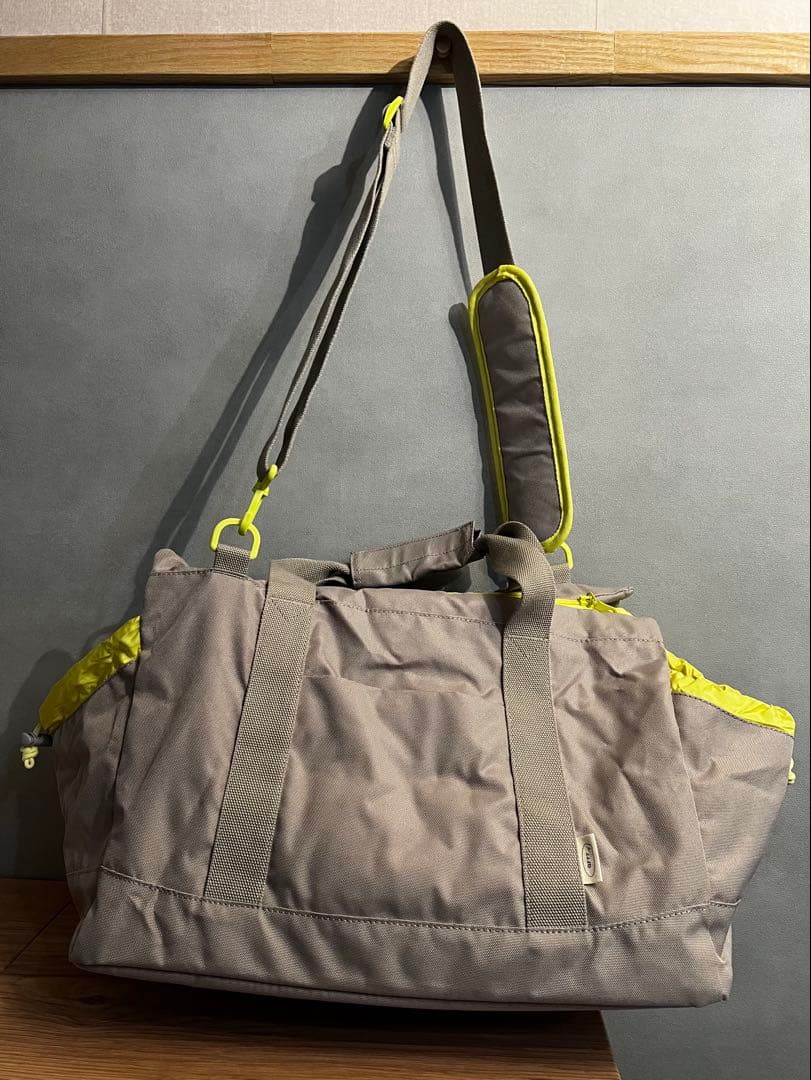 《 韓国 arrr 》 humming bag 犬用キャリーバッグ