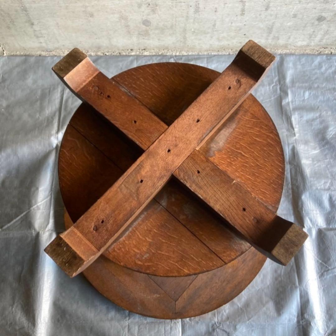 古い味のあるセンターテーブル カフェ 机 飾り台 丸型 木製 レトロ ビンテージ