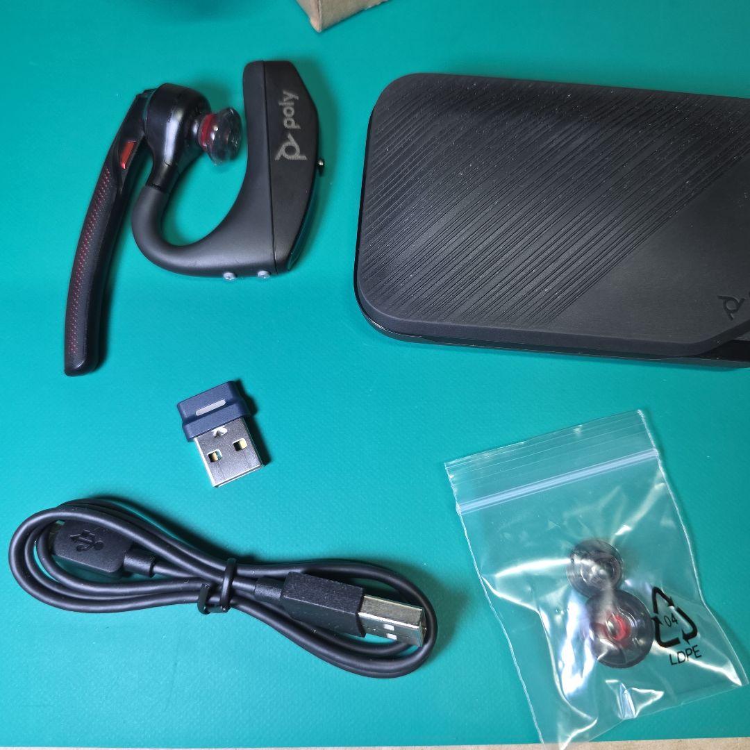ヘッドホン poly Voyager 5200 UC 2024