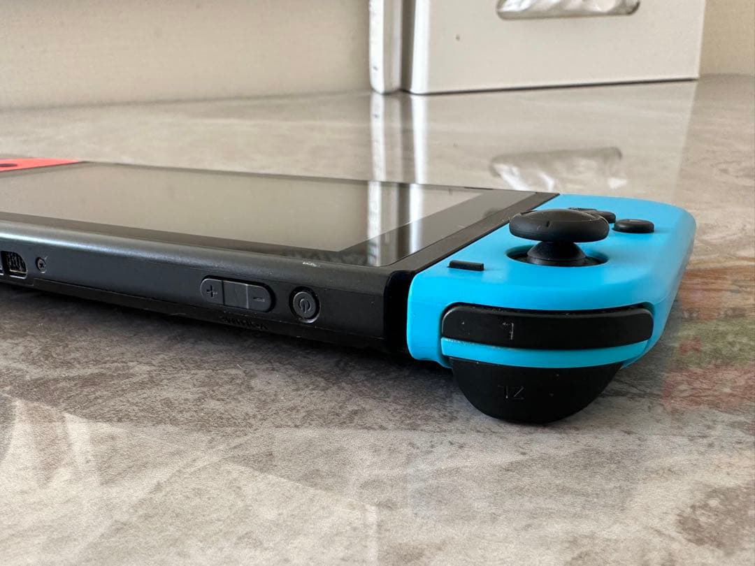 【限定価格】Nintendo Switch 本体 Joy-Con 充電ドック付