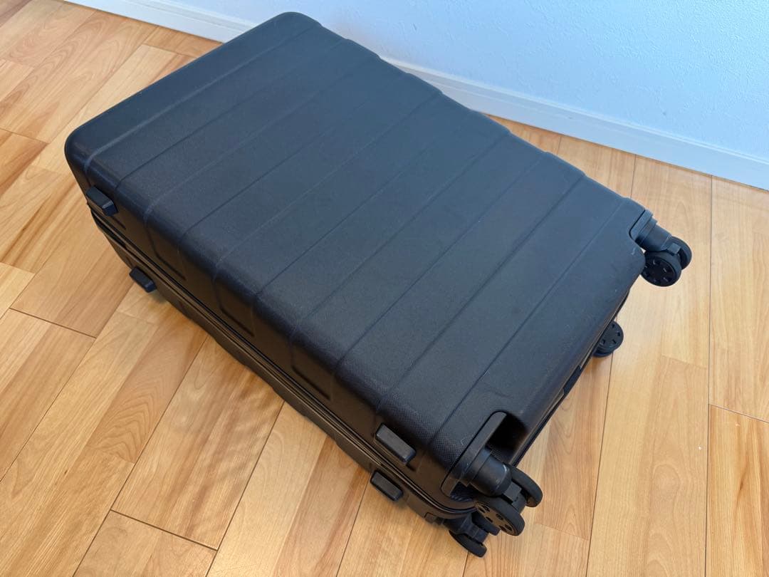 カンフーさま専用　廃盤品★無印良品 キャリーケース 黒　4輪 63L