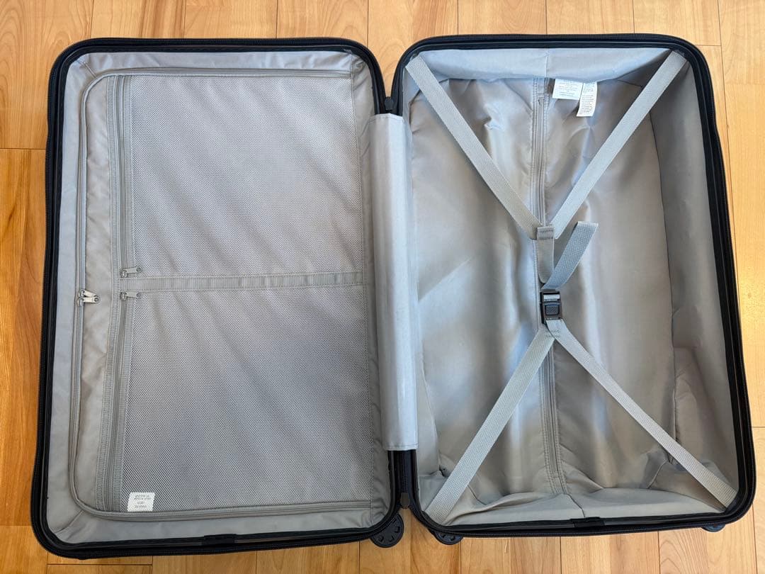 カンフーさま専用　廃盤品★無印良品 キャリーケース 黒　4輪 63L