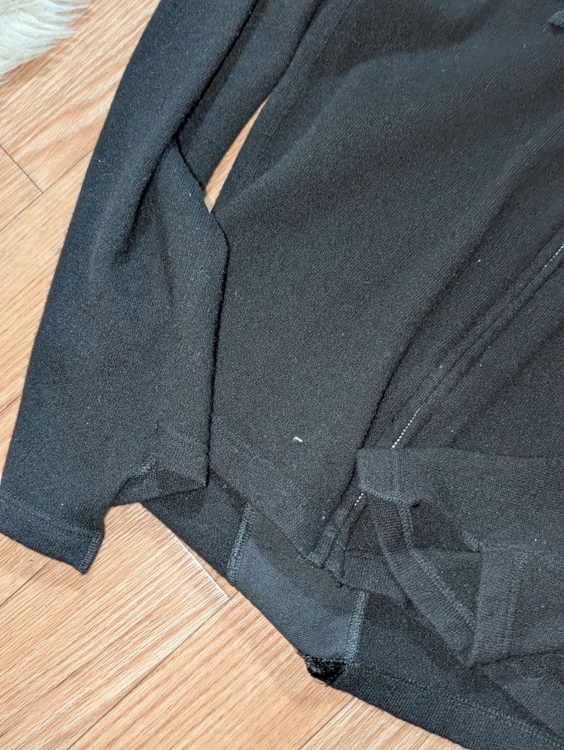 コムデギャルソン 変形パーカー 黒 フルジップ フード付きパーカー