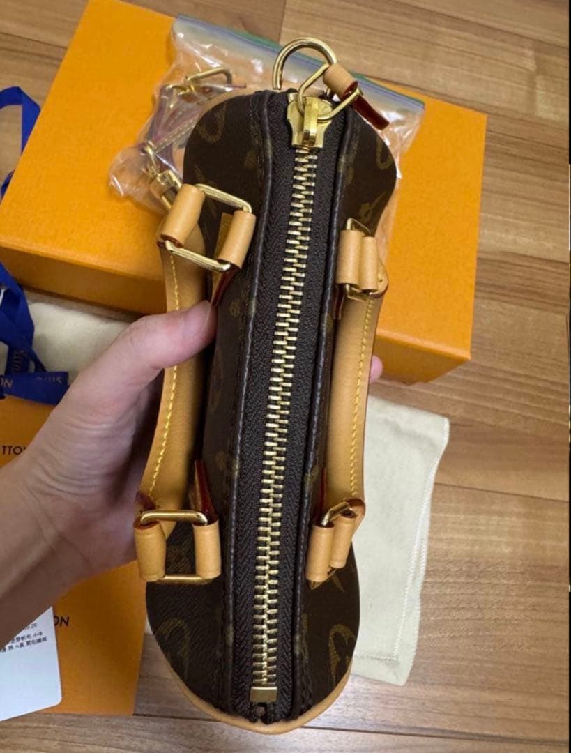 Louis Vuitton ナノスピーディー