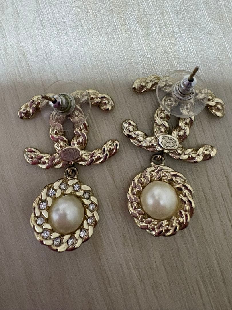 CHANEL ゴールド パール ピアス