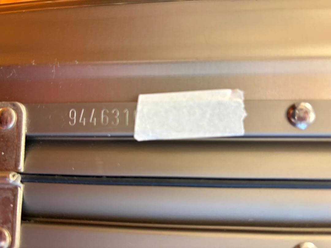 RIMOWA トパーズ チタニウム　944.63　TSAロック