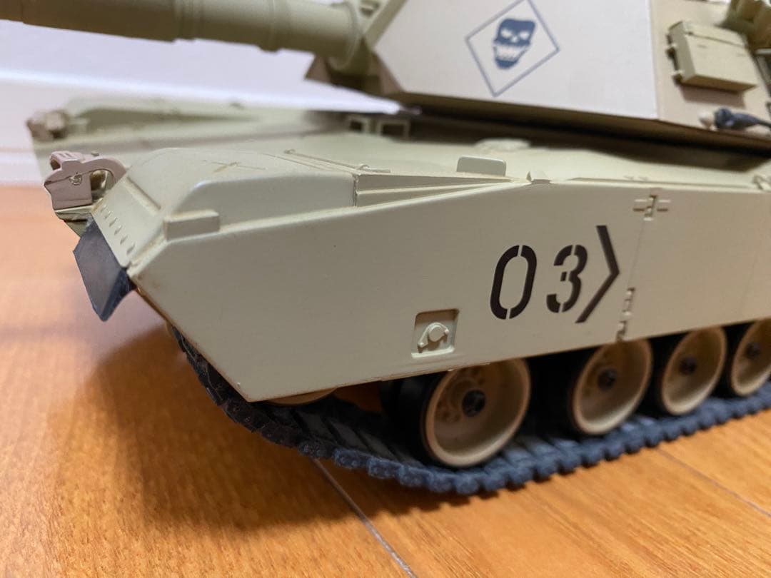 ル*ス様 東京マルイ バトルタンク1/24 アメリカ軍主力戦車 M1 A2 エイ