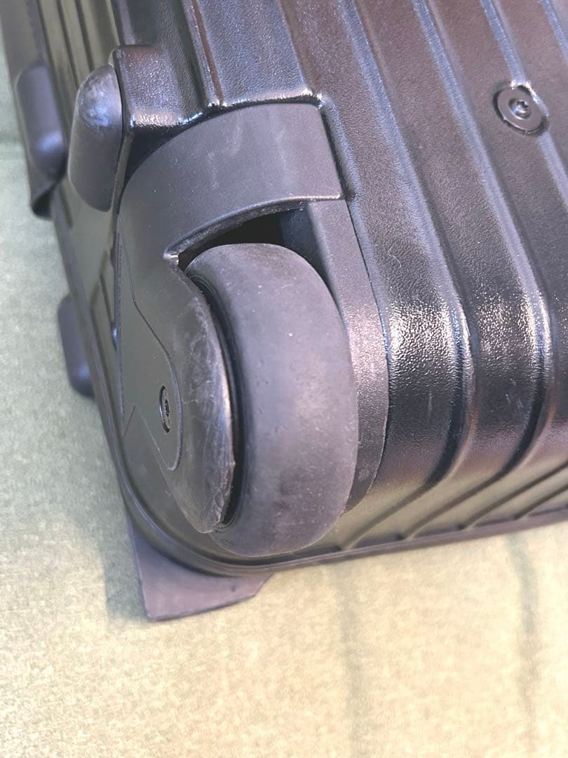 RIMOWA SALSA 35L 黒リモア サルサ 2輪 廃盤 機内持ち込み可