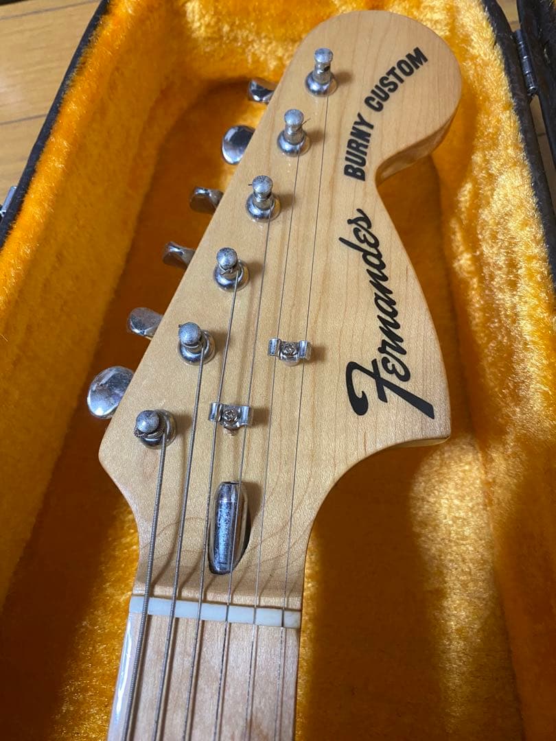【ジャパンビンテージ】 フェルナンデス　バーニーカスタム　ストラトタイプ