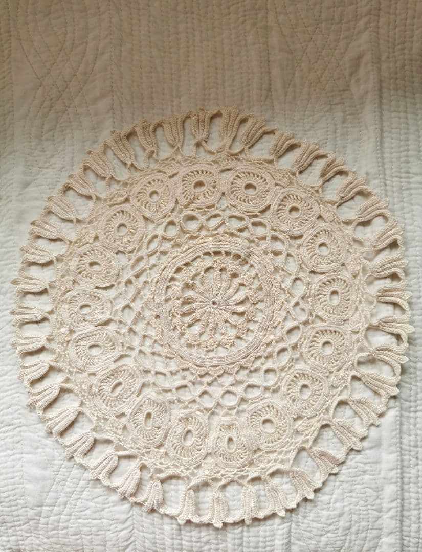 アンティークふっくらクロシェレース編 鈴蘭/百合/蛍袋 エーデルワイス ドイリー