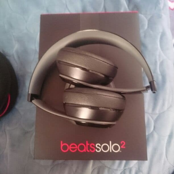 ヘッドホン beatsSolo2